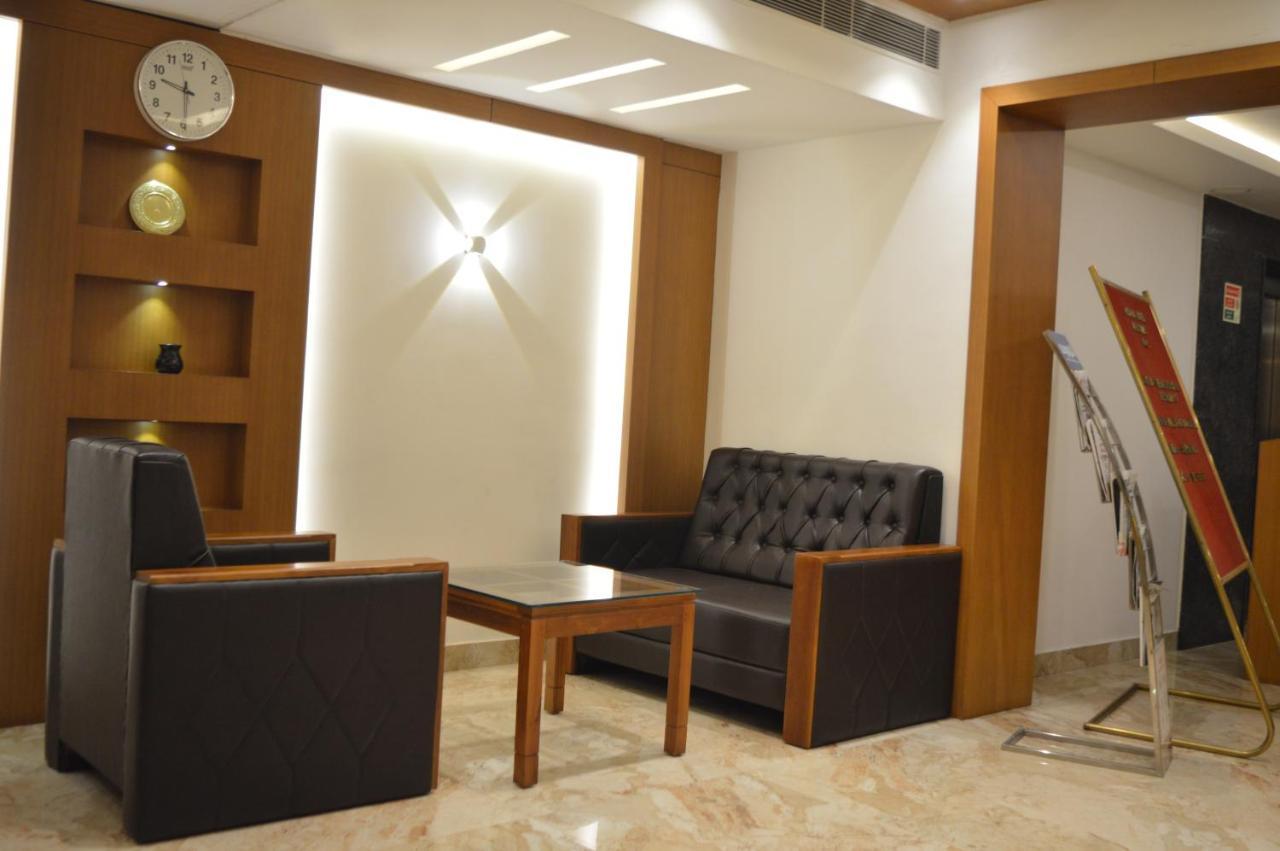 Hotel Apsara Shoranur Luaran gambar