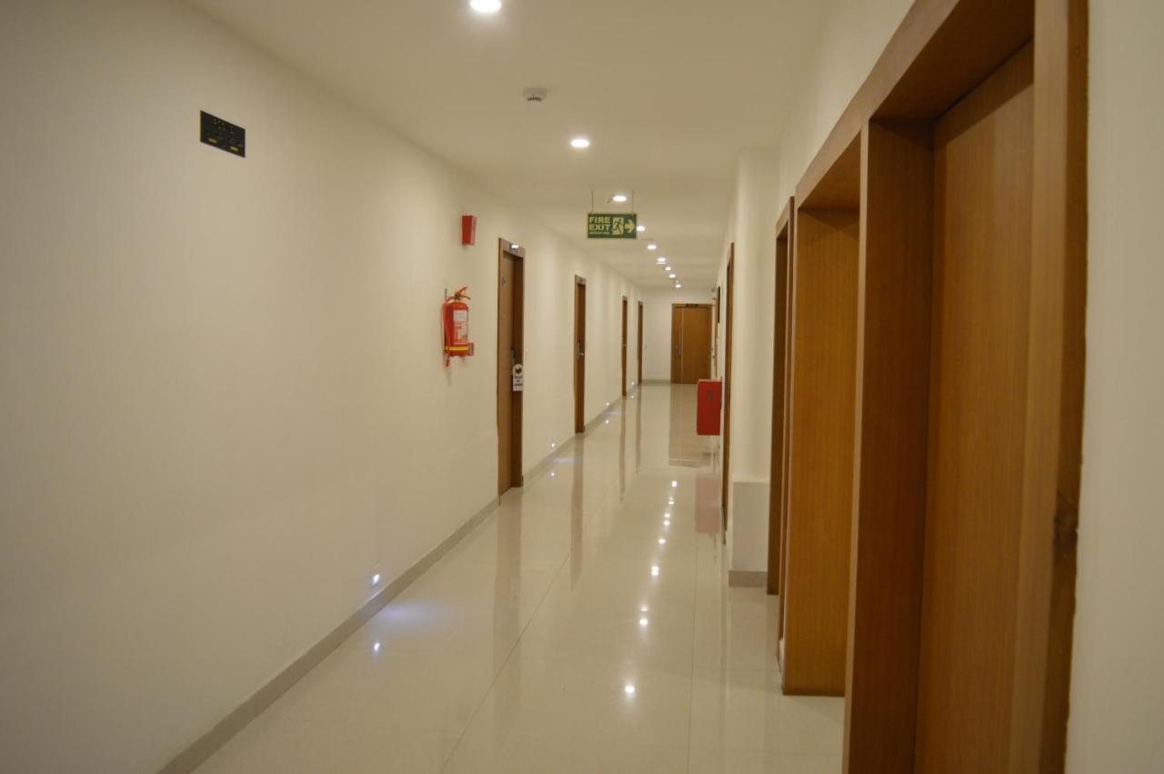 Hotel Apsara Shoranur Luaran gambar
