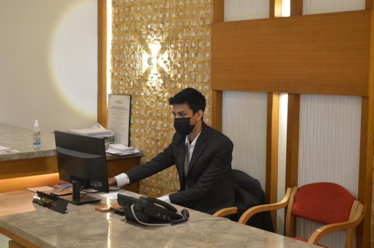 Hotel Apsara Shoranur Luaran gambar