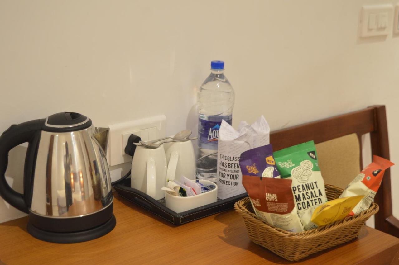 Hotel Apsara Shoranur Luaran gambar